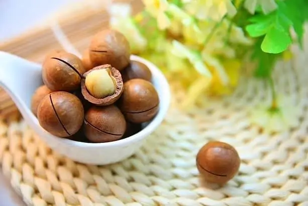 What are the worst nuts to eat