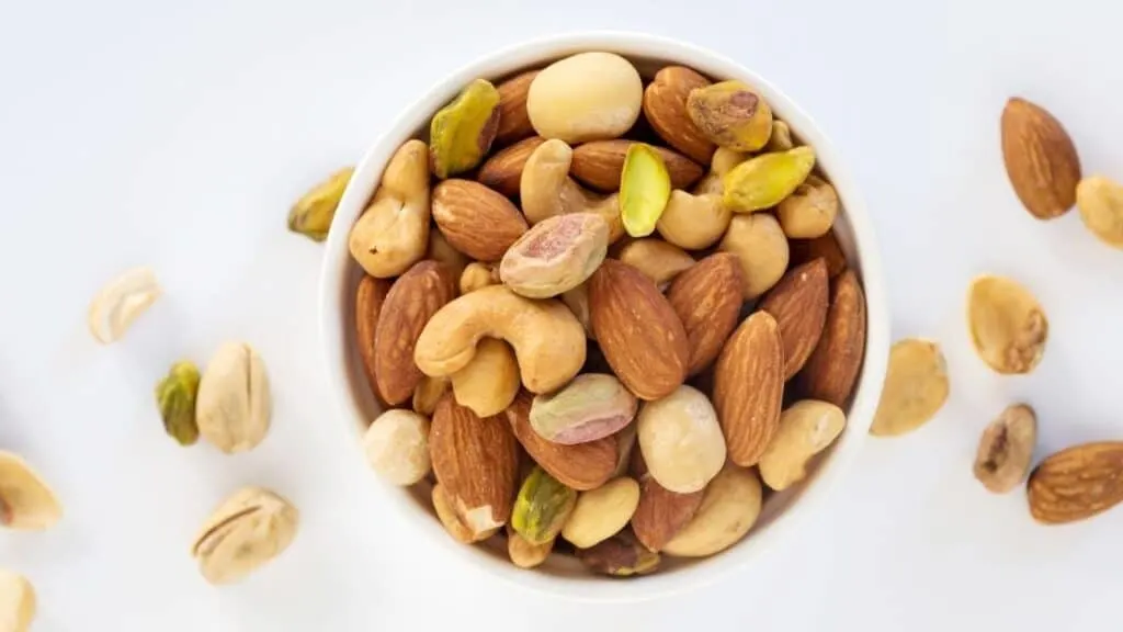 Can Nuts Cause a Drop in Testosterone