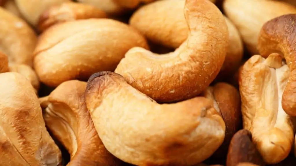 Health Benefits of Cashew Nuts