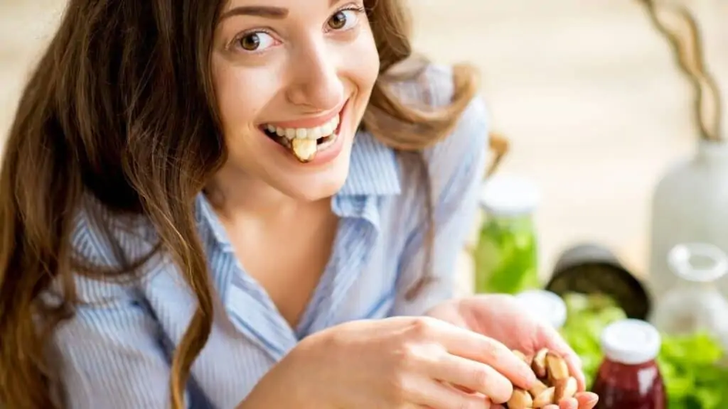 What Nuts Contain Vitamin B12