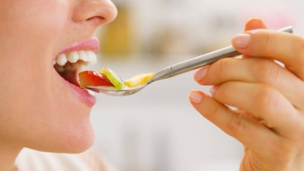 Why Is Eating Fruit Bad at Night