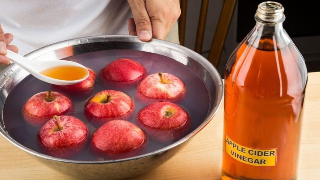 How Long Should I Soak My Fruit in Vinegar