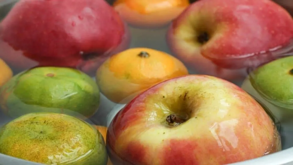 Can Fruit Be Washed With Soap