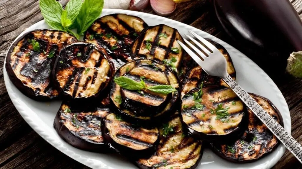 Why Eggplant Is A Fruit? [Aubergine, Benefits, Advice]