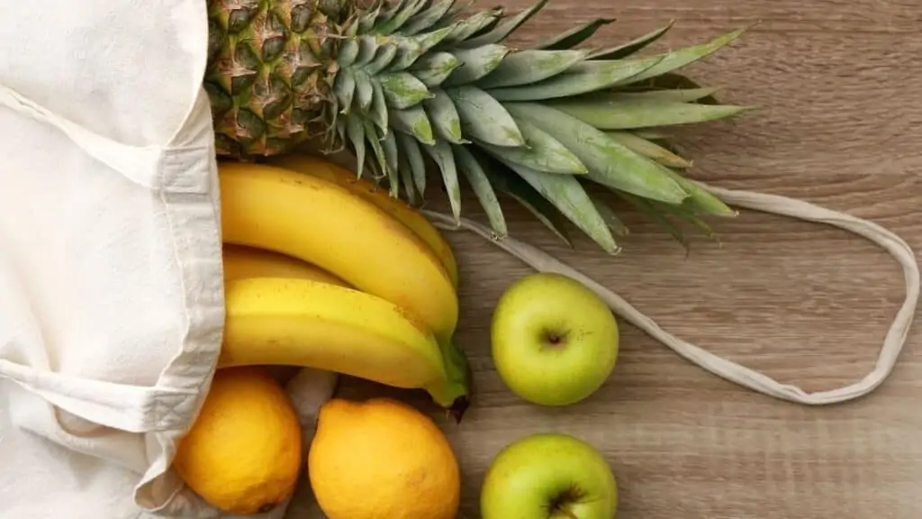 Can We Carry Fruits in International Flights