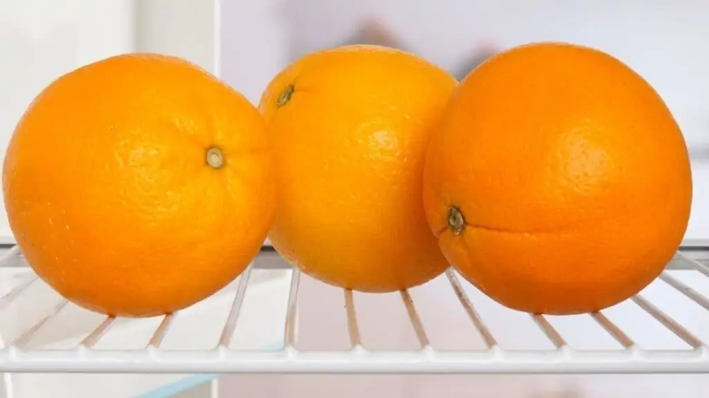 Do refrigerated oranges go bad