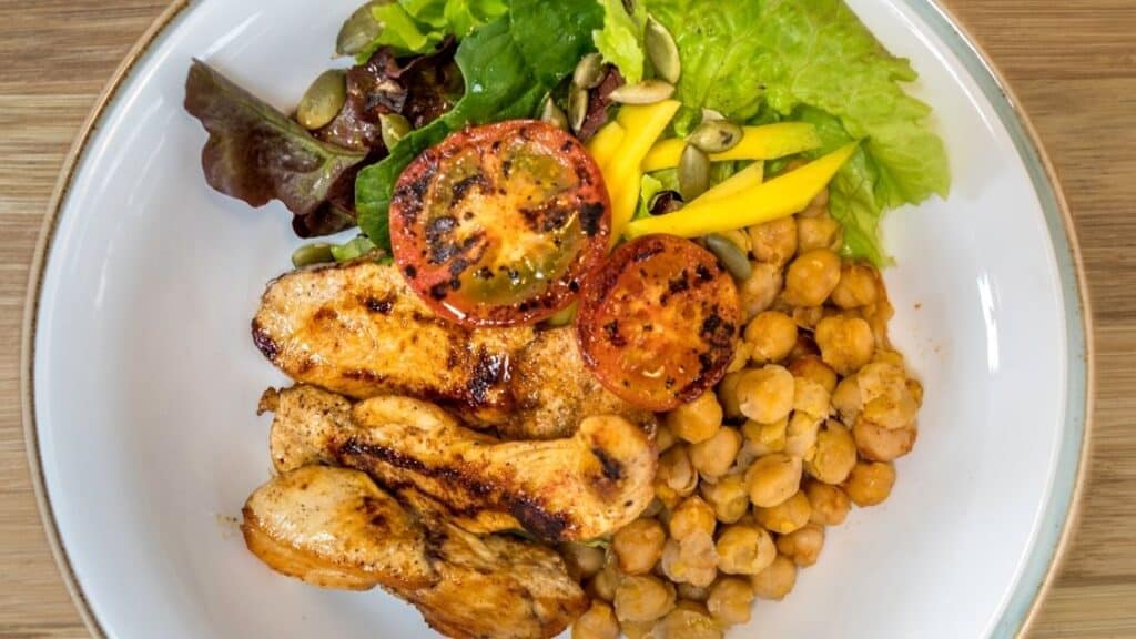 Protein in Beans vs. Chicken