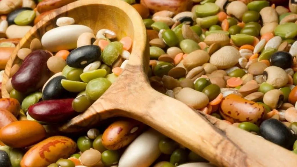 What vitamins are in legumes