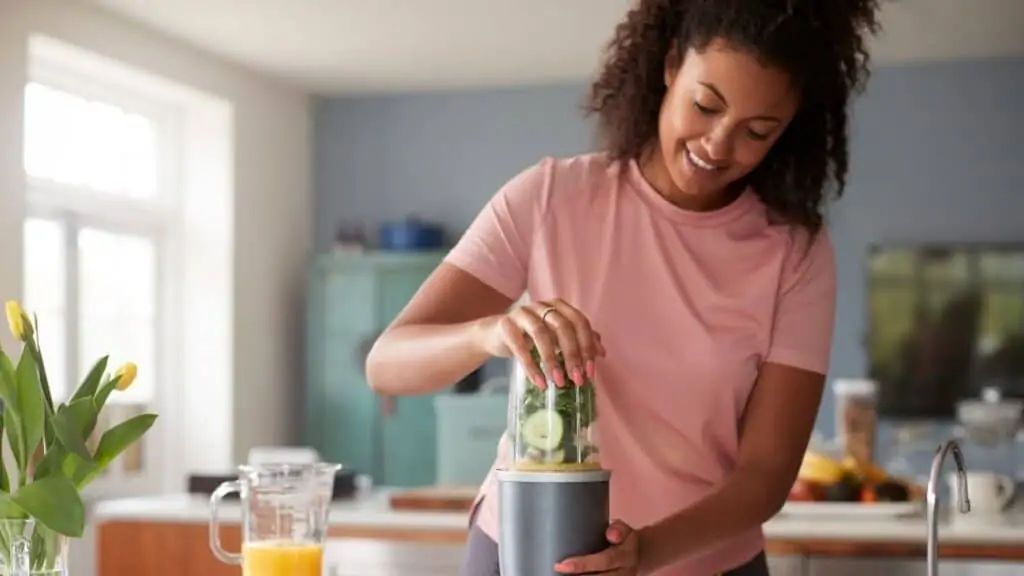 Which Is Better a Juicer or Extractor