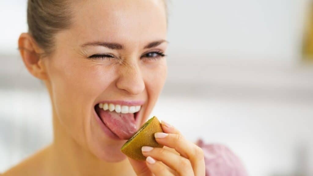 Can you eat unripe kiwi