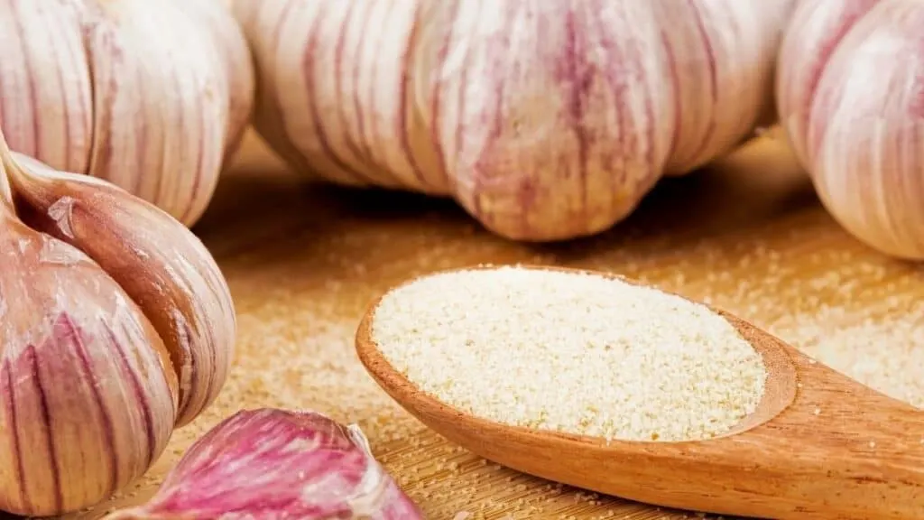 How do I substitute garlic powder for garlic