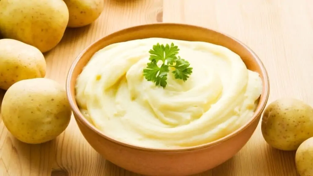 How to Keep Mashed Potatoes Warm