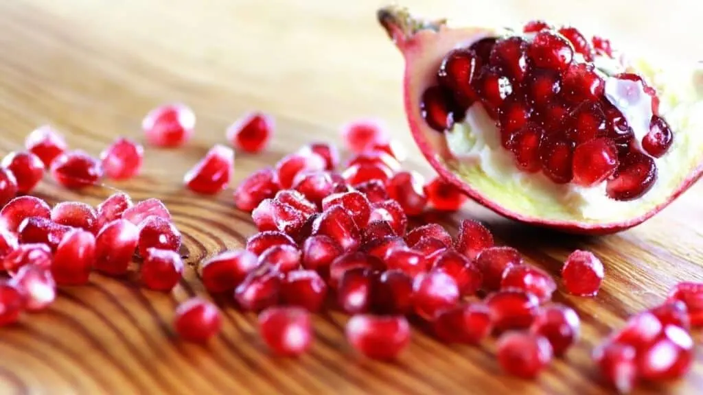 Pomegranate Seeds Calories