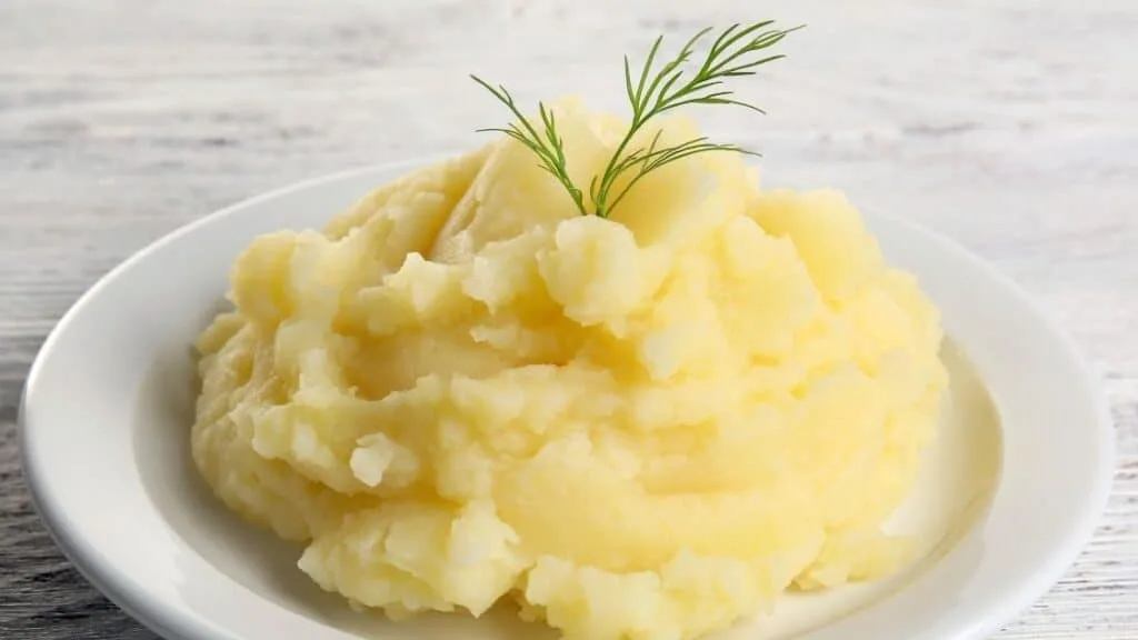 What Happens if You Eat Old Mashed Potatoes