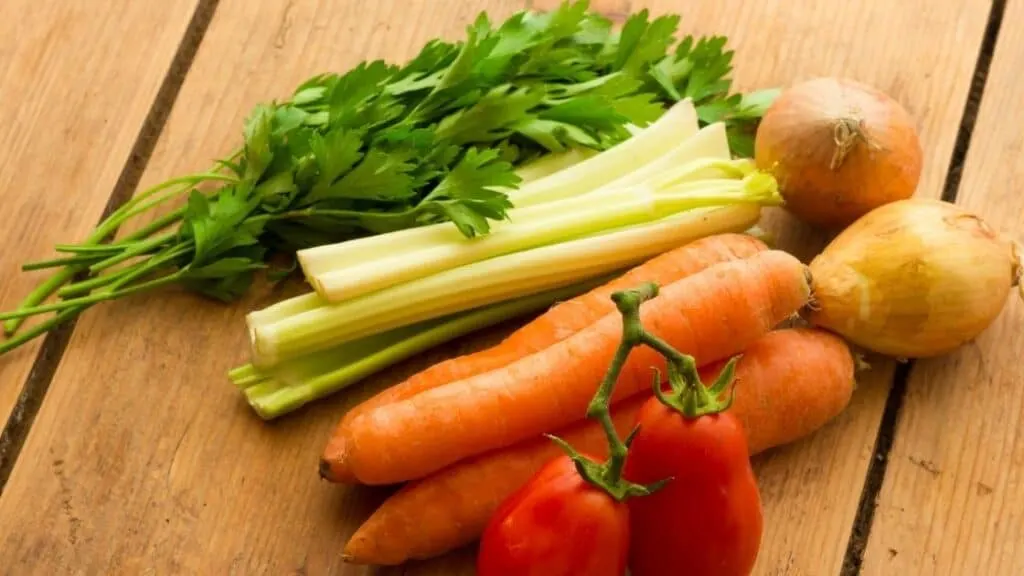 What are the best vegetables to use to make broth