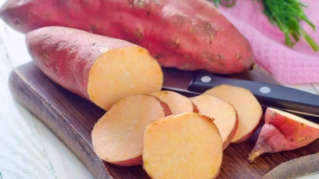 Do sweet potatoes need to be refrigerated after cutting