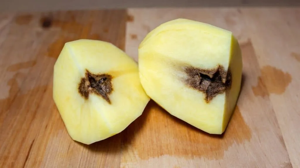 What Does a Rotten Potato Taste like