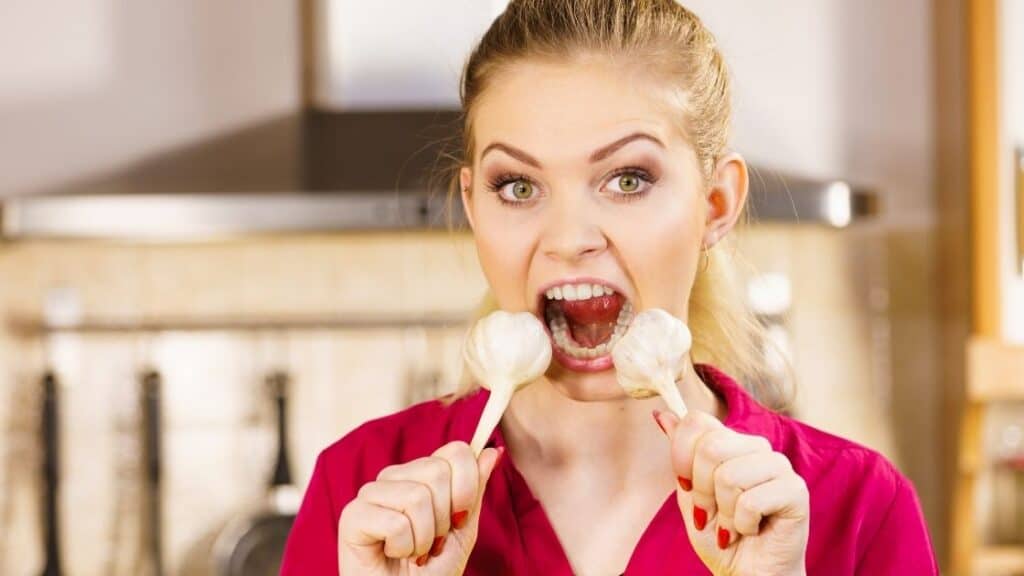 What happens if you eat too much garlic