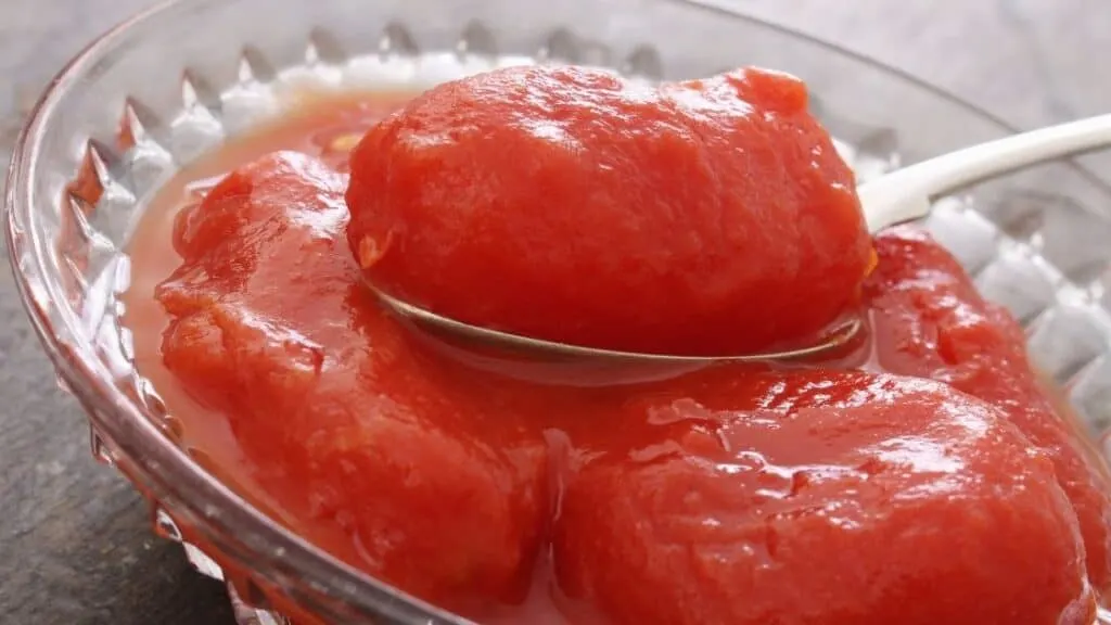 Benefits of Tin Tomatoes and Milk