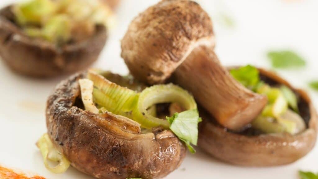 What happens if you eat not fully cooked mushrooms