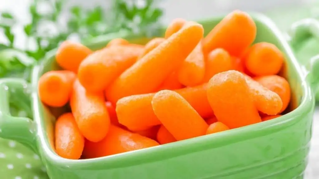 Can you eat slimy baby carrots