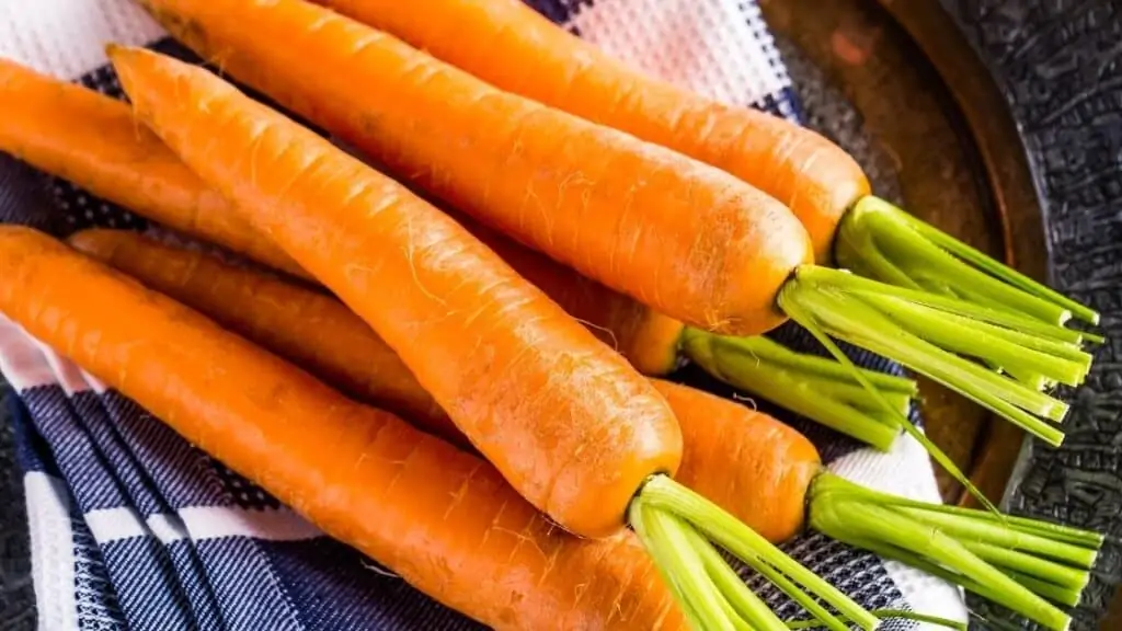 How Long Do Unpeeled Carrots Last in the Fridge