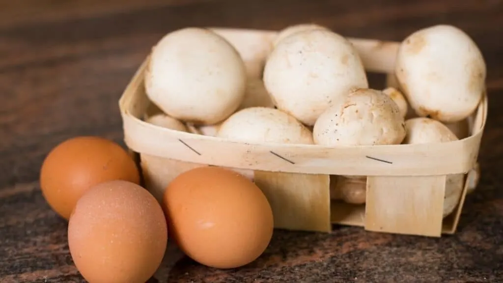 Are eggs and mushrooms dangerous