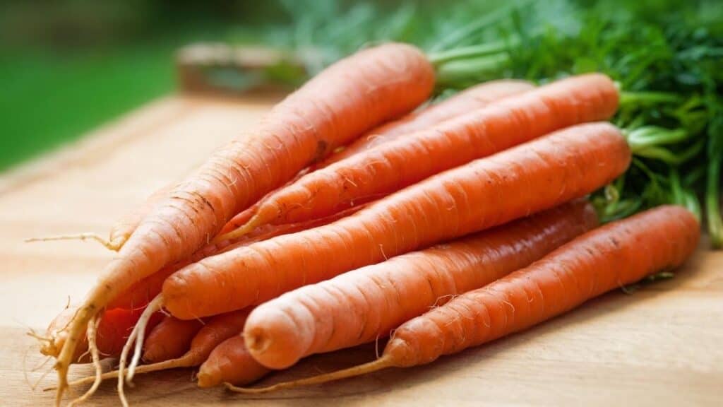 How Many Carrots a Day to Get a Tan