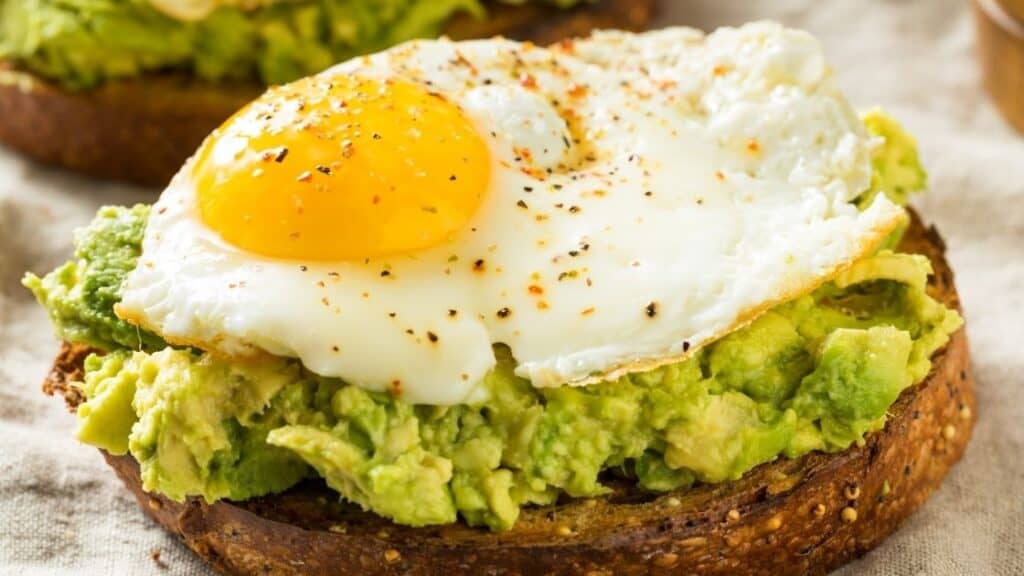 How Many Calories Does Avocado Egg Toast Have?