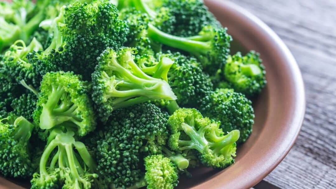 Does Broccoli Have Fiber? (Cooked V Raw)