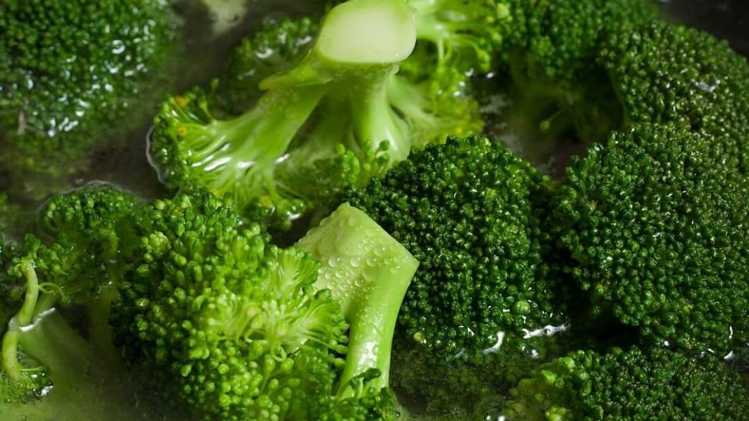 Does Broccoli Lose Nutrients When Steamed?