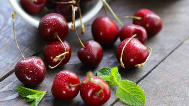 Do cherries make you poop 