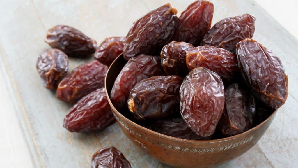 Are Dates A Laxative
