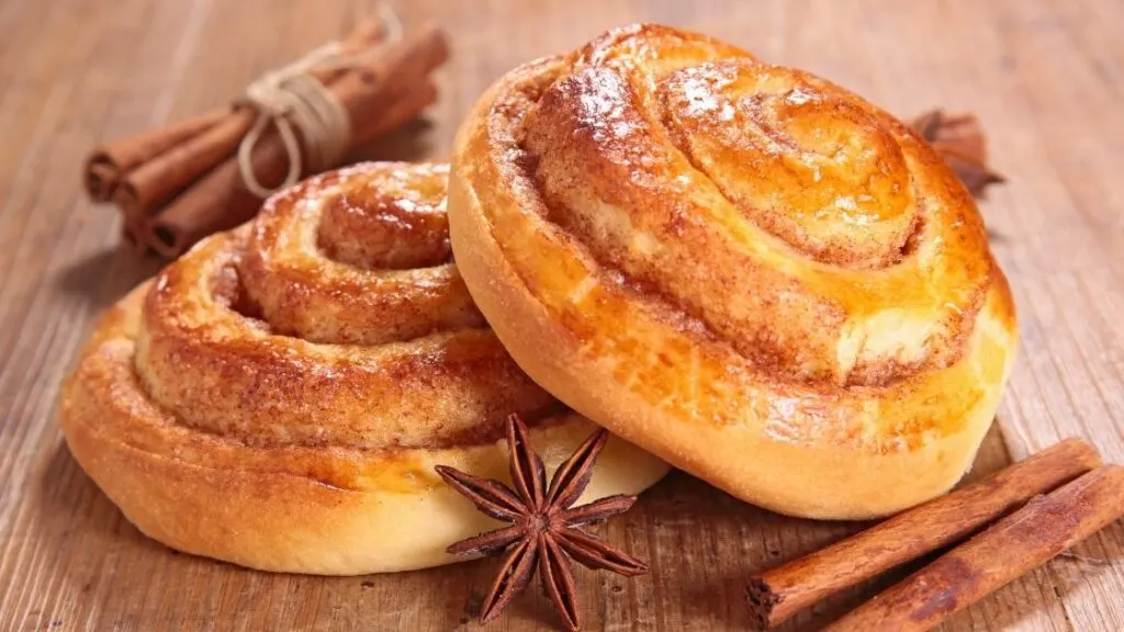 Do Cinnamon Rolls Go Bad In The Fridge