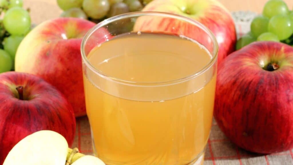 Does Apple Juice Make You Poop?