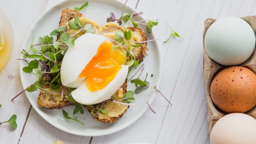 Are Eggs High In Iron?