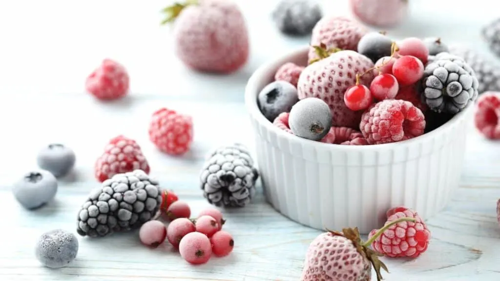 How Do You Defrost Frozen Berries Quickly?