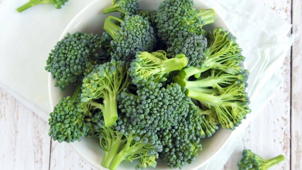 How Many Cups Is 2 Bunches Of Broccoli?