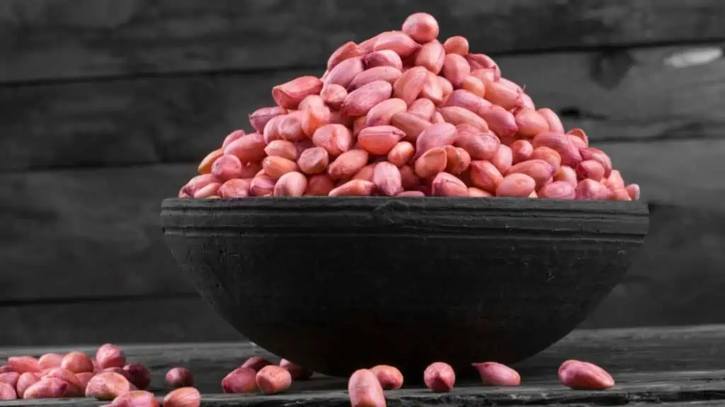 How Do You Preserve Raw Peanuts?
