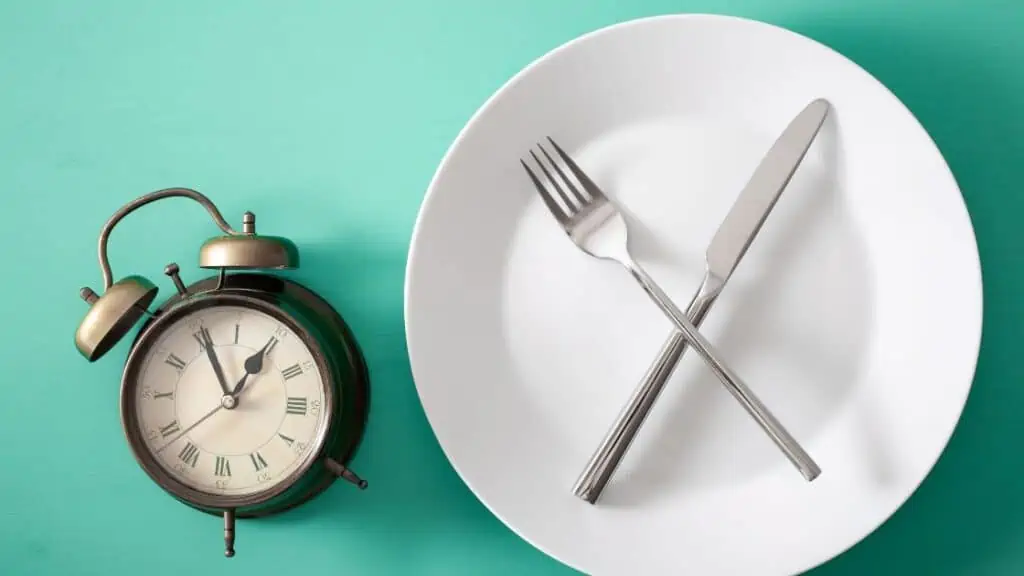 How Long Should I Intermittent Fast While Breastfeeding?