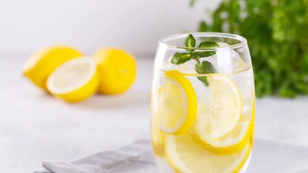 Will Lemon Water Break A Fast?