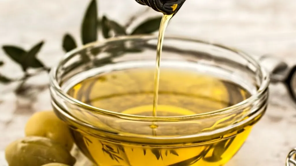 Why Is Vegetable Oil Not Keto?